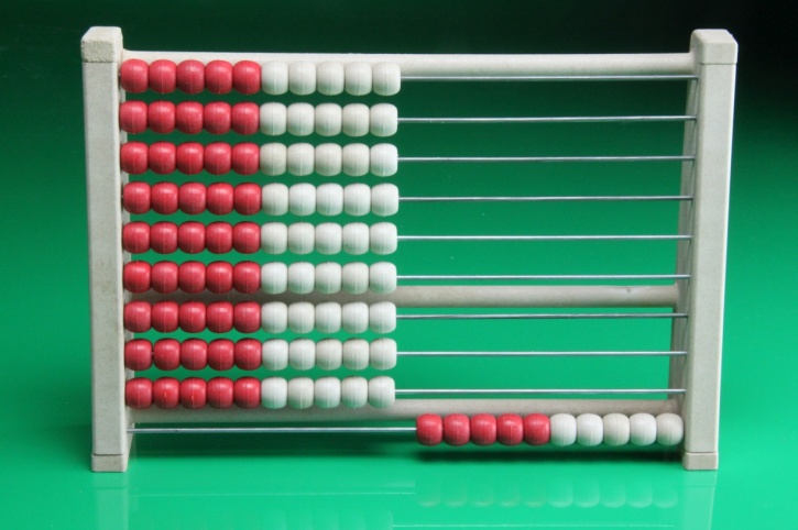 100er Schüler - Rechenrahmen aus RE-WOOD®,  rot-weiß, in Fünferschritten