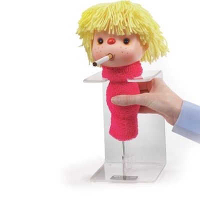 Smokey Sue, Raucherpuppe – Die Gefahren des Rauchens