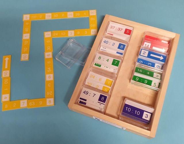 Rechendomino, 10 Dominos, Division