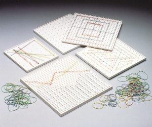 Geobrett 1, 5x5 und 6x6 Stifte, 21x21cm