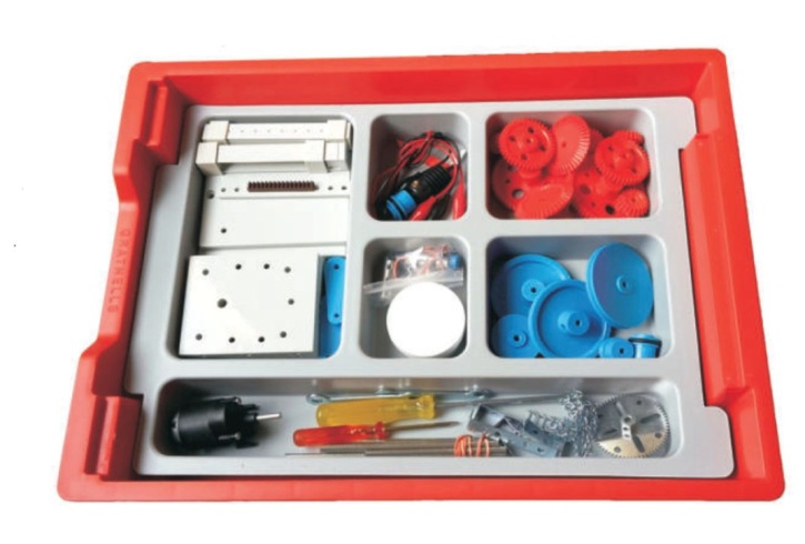 Technischer Baukasten, Maschinen und Getriebe, im Kunststoffkasten