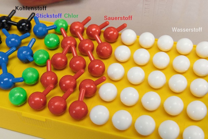 Atom-Modelle Sauerstoff zweiwertig, rot