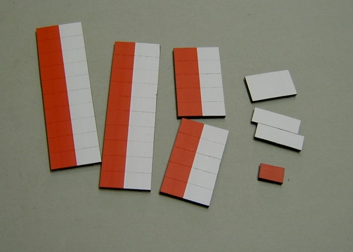 Satz Kippmagnete für Stundenplan, halb rot-halb weiß