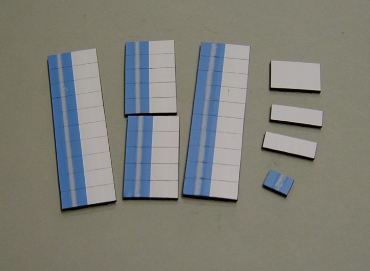 Satz Kippmagnete für Stundenplan, hellblau mit Streifen - weiß