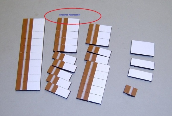 Magnetsymbol für Stundenplan, halb braun mit Streifen-halb weiß