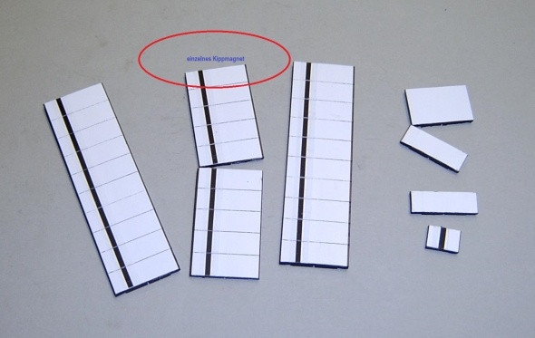 Magnetsymbol für Stundenplan, ganz weiß mit schwarzem Streifen