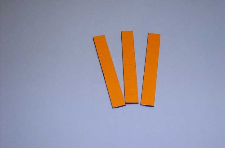Satz Kippmagnete für Zusatzpläne, orange