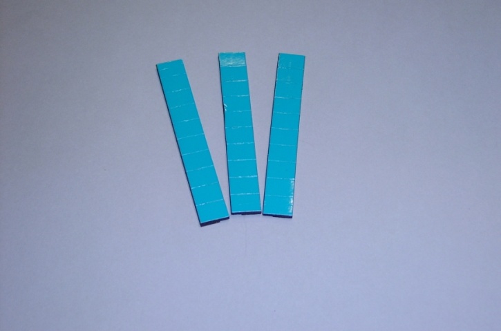 Satz Kippmagnete für Zusatzpläne, hellblau