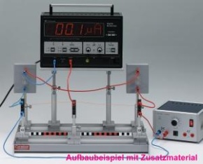 Isolierhalter mit 3 Klemmen