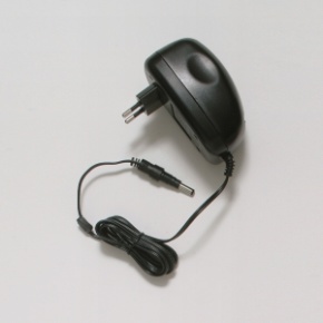 Stecker-Netzgerät, 3 V, mit Niedervoltstecker